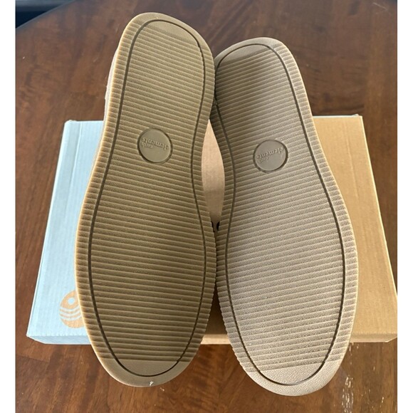 Earth Elements Women's Abelia Tan Suede Loafers Shoes Size 11 New in Box - Picture 6 of 6